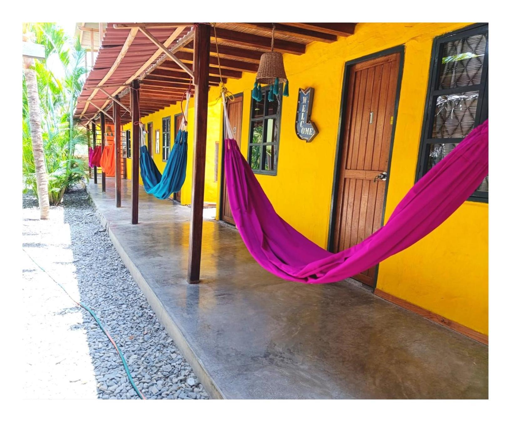Casa Naranja Hotel Máncora Exterior foto